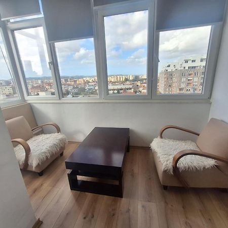 Albania Apartment Near Tirana City Center Double Or Twin Bed Exterior foto